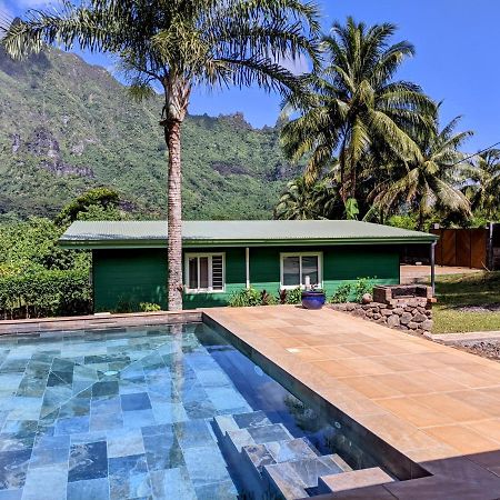 Rotui Lodge Paopao Екстериор снимка
